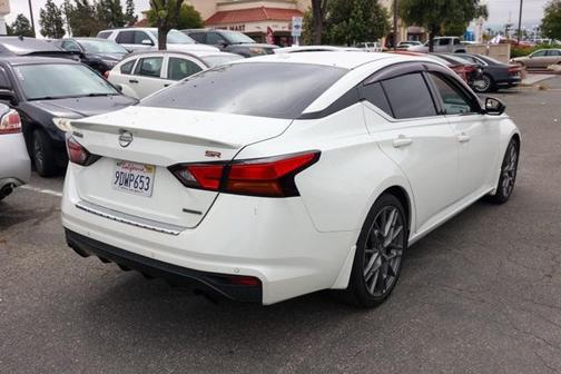 2023 Nissan Altima 2.0 SR