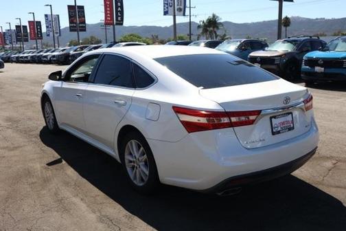 2013 Toyota Avalon XLE