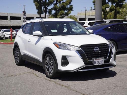 Fresh Powder 2024 Nissan Kicks SV