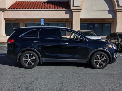 2018 Kia Sorento EX