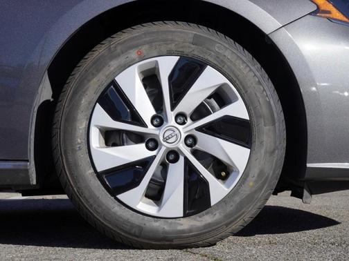 2025 Nissan Altima S