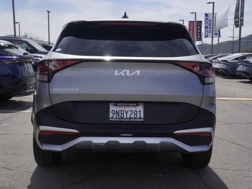 2024 Kia Sportage LX