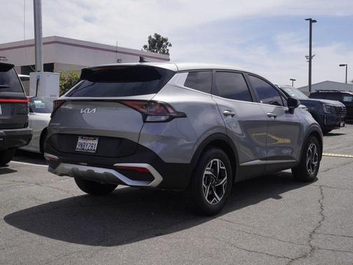 2024 Kia Sportage LX