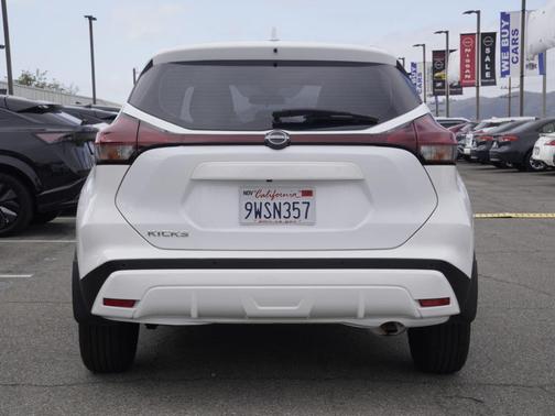 Fresh Powder 2025 Nissan Kicks Play S