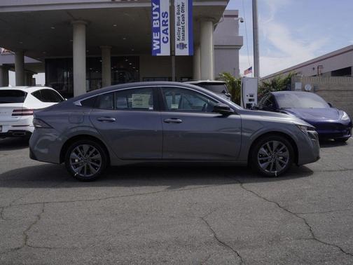 Gun Metallic 2026 Nissan Sentra SL