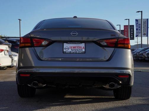 2025 Nissan Altima SR