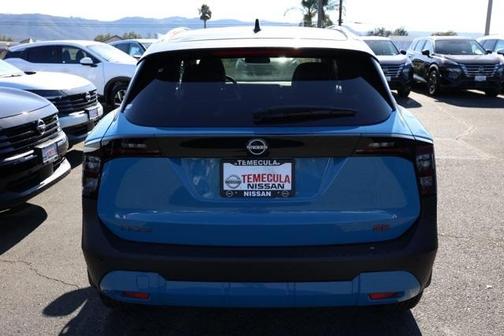 2025 Nissan Kicks SR