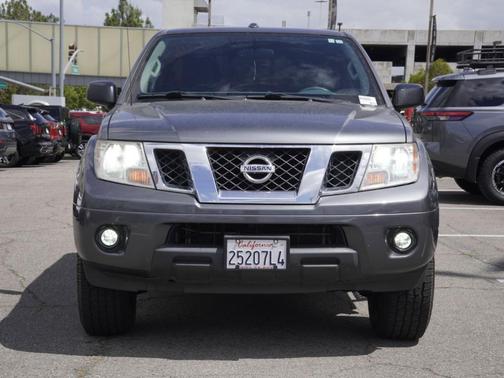 Gun Metallic 2016 Nissan Frontier SV