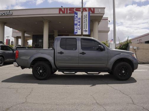 Gun Metallic 2016 Nissan Frontier SV