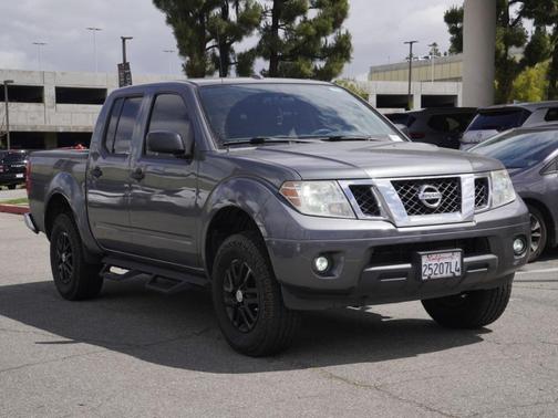 Gun Metallic 2016 Nissan Frontier SV