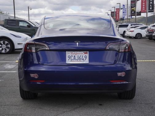 Midnight Silver Metallic 2022 Tesla Model 3 Base