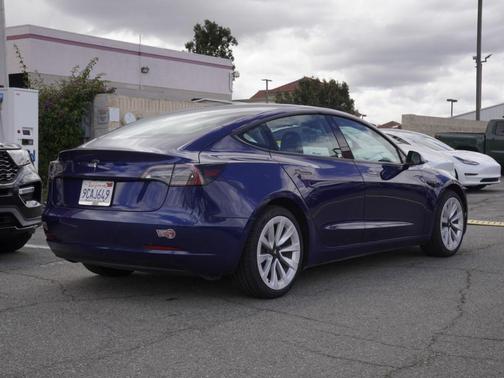Midnight Silver Metallic 2022 Tesla Model 3 Base