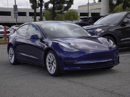 Midnight Silver Metallic 2022 Tesla Model 3 Base