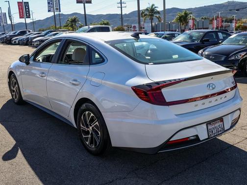 2021 Hyundai SONATA Hybrid Blue