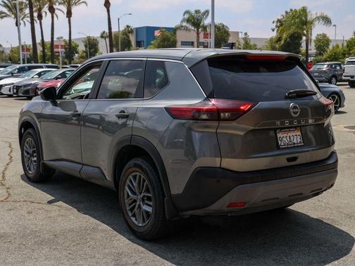 Gun Metallic 2023 Nissan Rogue S