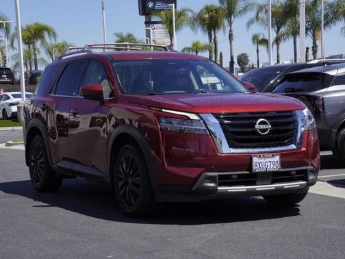 Scarlet Ember 2022 Nissan Pathfinder SL