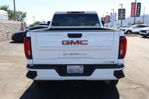 2023 GMC Sierra 2500 AT4