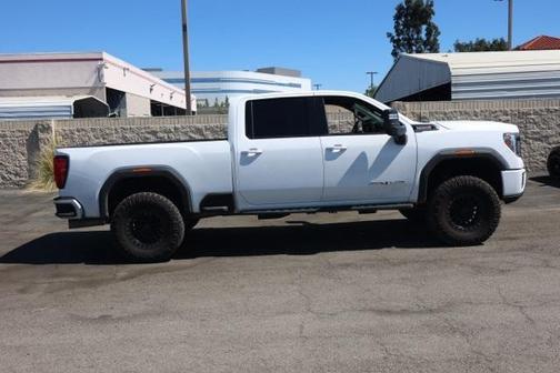 2023 GMC Sierra 2500 AT4
