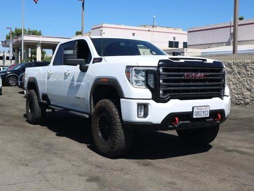 2023 GMC Sierra 2500 AT4