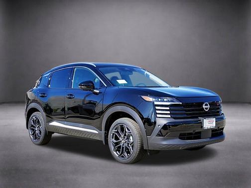 Super Black 2026 Nissan Kicks SR