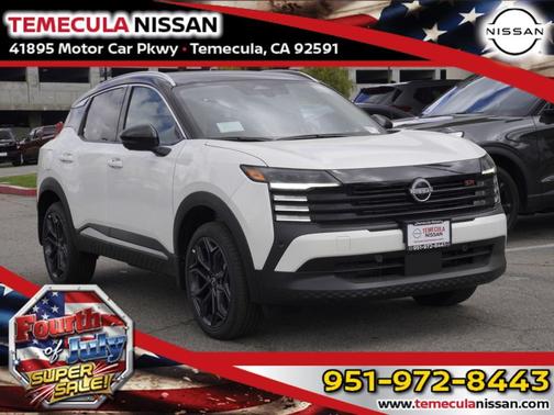 2t Wht Blk Roof 2026 Nissan Kicks SR