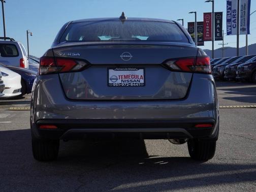 2025 Nissan Versa 1.6 SV