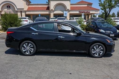 2025 Nissan Altima S