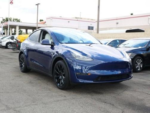 2024 Tesla Model Y Long Range