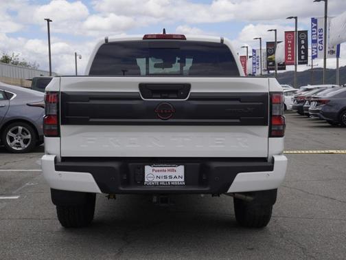 Glacier White 2026 Nissan Frontier PRO-X