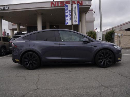 Midnight Silver Metallic 2022 Tesla Model X Base
