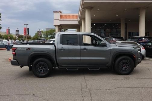 2025 Nissan Frontier PRO-X