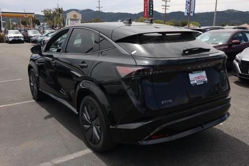 2025 Nissan ARIYA PLATINUM+