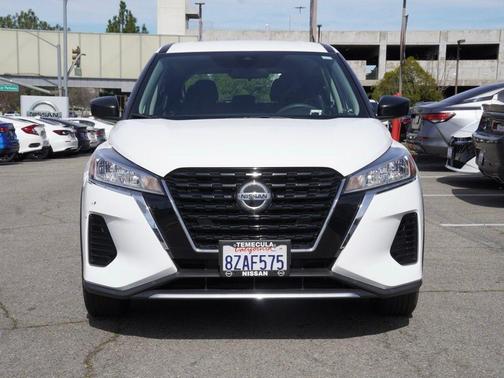 2021 Nissan Kicks S
