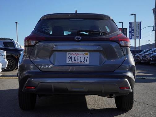 2024 Nissan Kicks S
