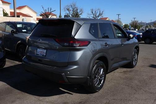 2025 Nissan Rogue S