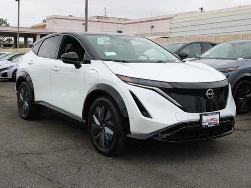 2025 Nissan ARIYA PLATINUM+