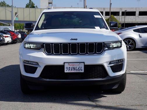 Bright White Clearcoat 2022 Jeep Grand Cherokee Limited
