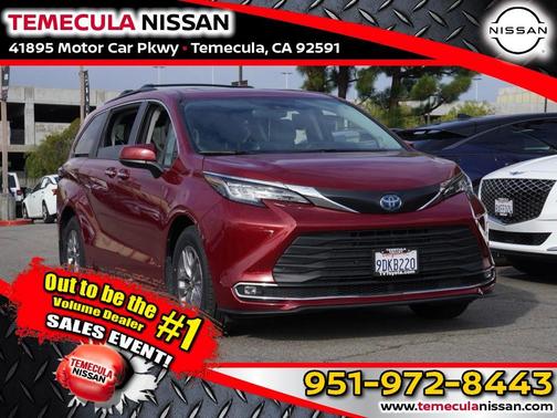 2022 Toyota Sienna XLE