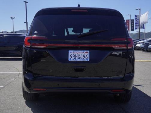 2024 Chrysler Pacifica Limited