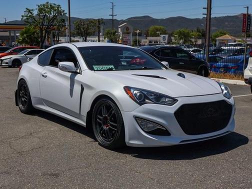 2016 Hyundai Genesis Coupe 3.8 R-Spec