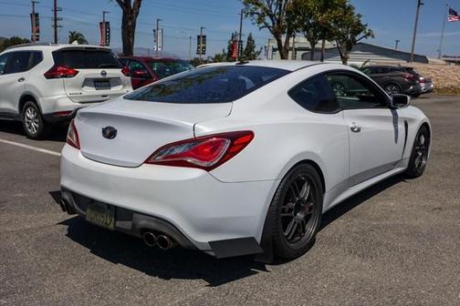 2016 Hyundai Genesis Coupe 3.8 R-Spec