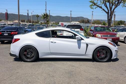 2016 Hyundai Genesis Coupe 3.8 R-Spec