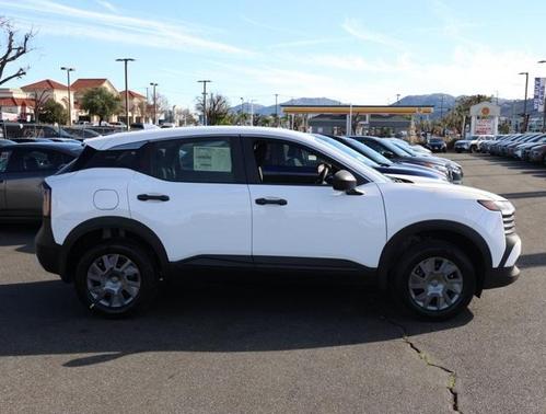 2025 Nissan Kicks S
