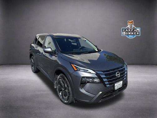 Gun Metallic 2025 Nissan Rogue SV
