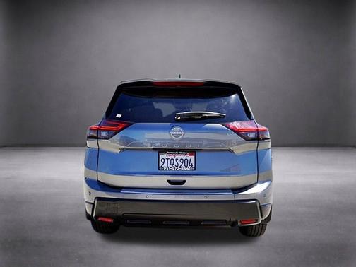 Gun Metallic 2025 Nissan Rogue SV