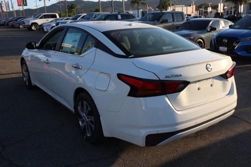 2025 Nissan Altima S