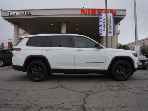 2023 Jeep Grand Cherokee L Laredo
