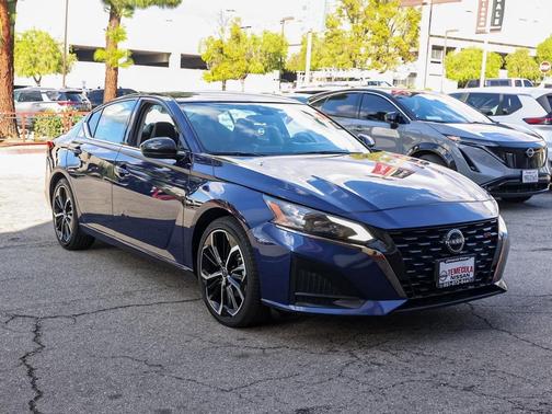 2023 Nissan Altima 2.5 SR