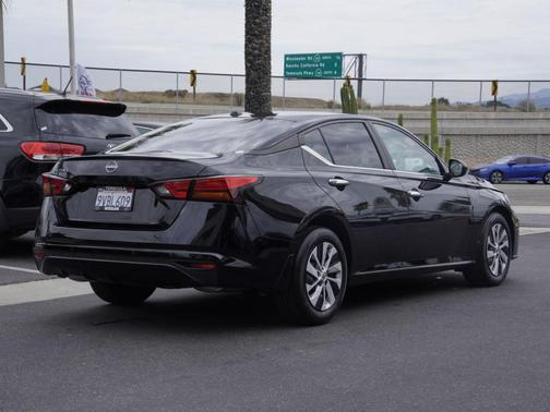 Black 2025 Nissan Altima S