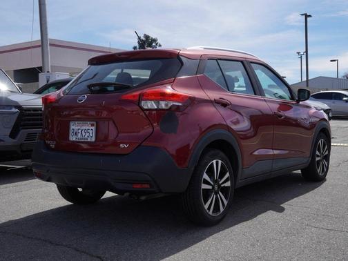 2019 Nissan Kicks SV
